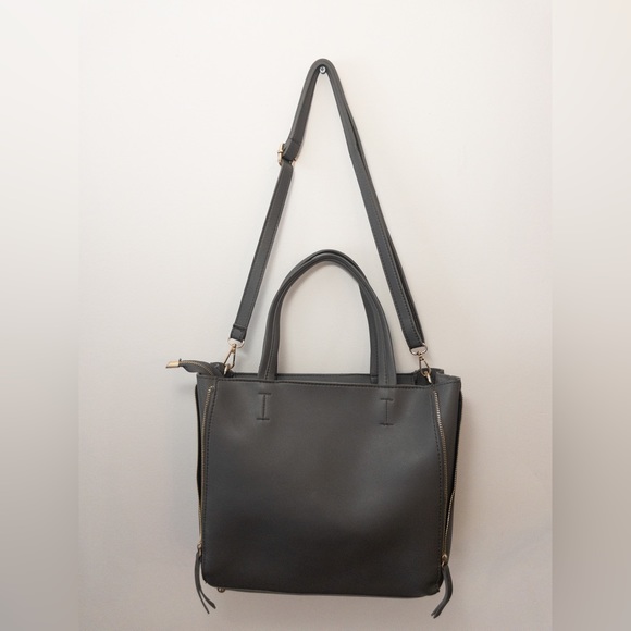 Women’s Grey tote bag - crossbody convertible - Picture 2 of 6